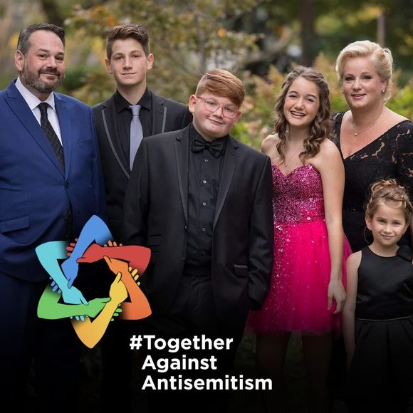 Meet your Posher, Felicia - Picture 1 of 1